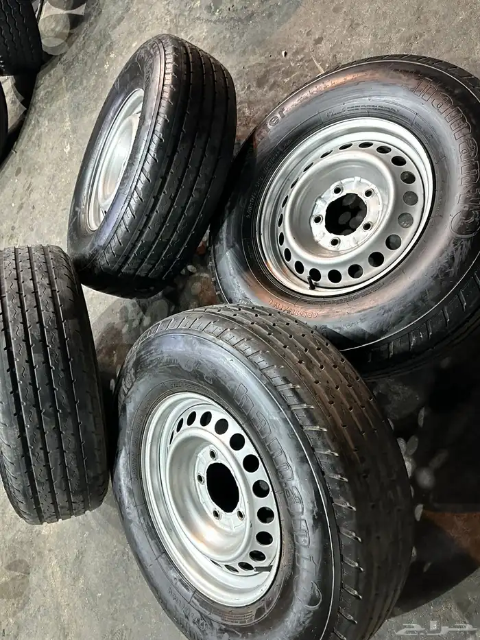 كفرات شاهين هامان مع جنوط هلل خمسه مسمار مقاس 17 جيب 4