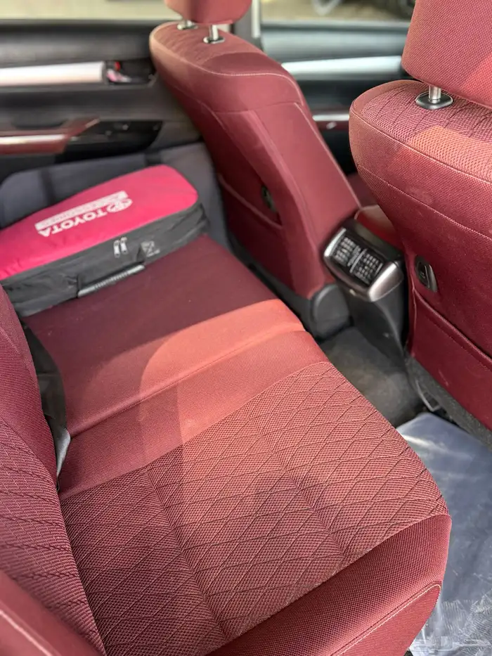 تويوتا هايلوكس 2022. ( تم البيع ) 11