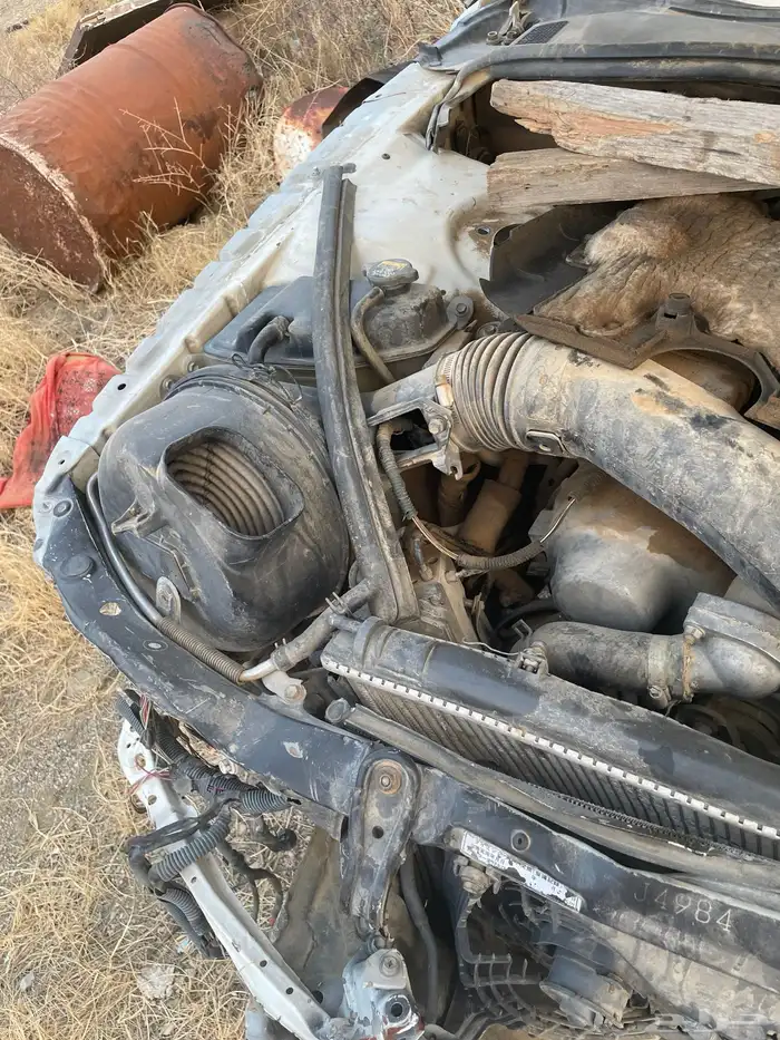 قطع لكزس ls400 من موديل 2000-98 4