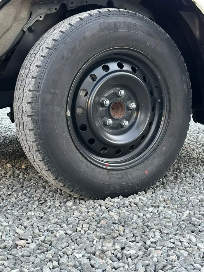 هايلوكس غمارتين بنزين مديل 2015 GLX مخزن 26