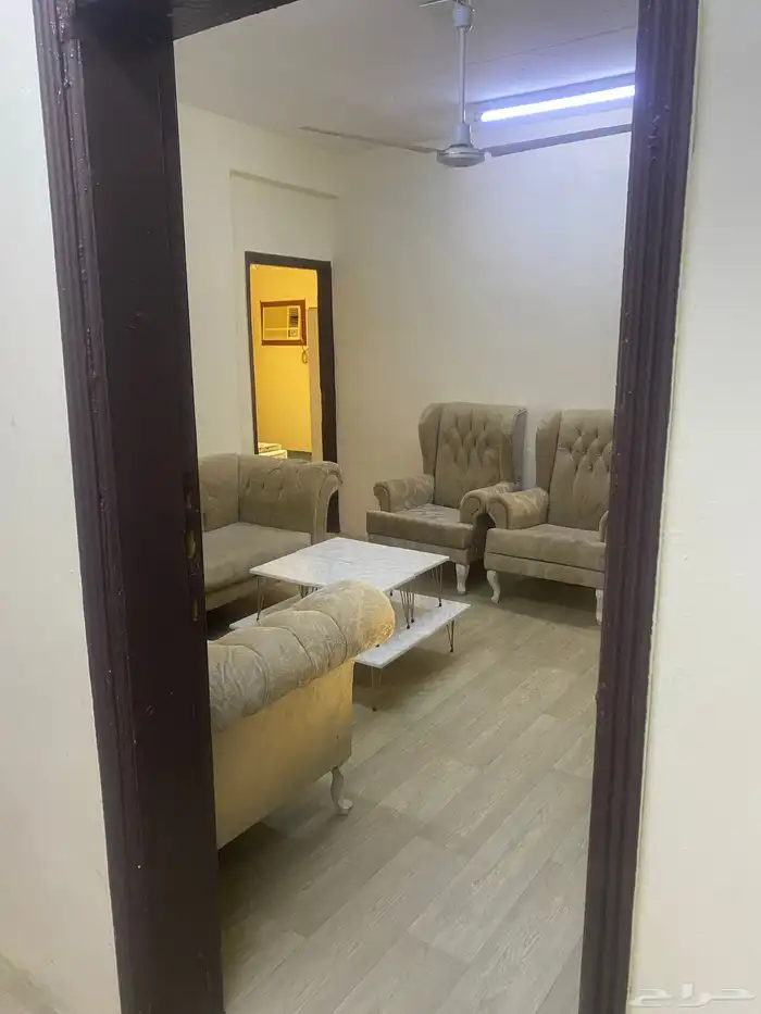 شقق عزاب مفروشه للإيجار 3