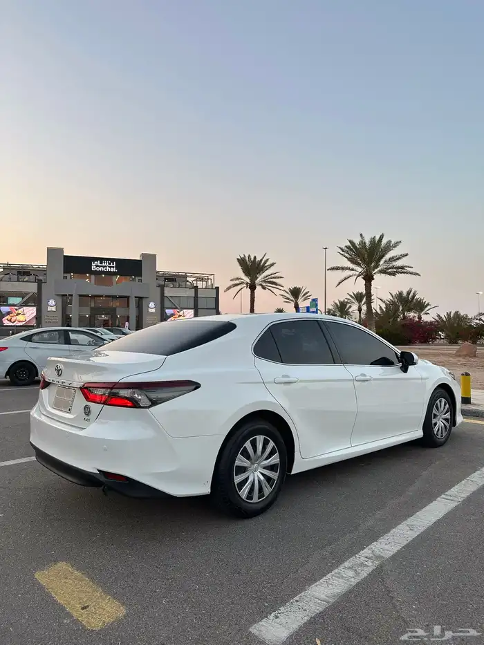 كامري 2022 ممشى 6500 فقط 2
