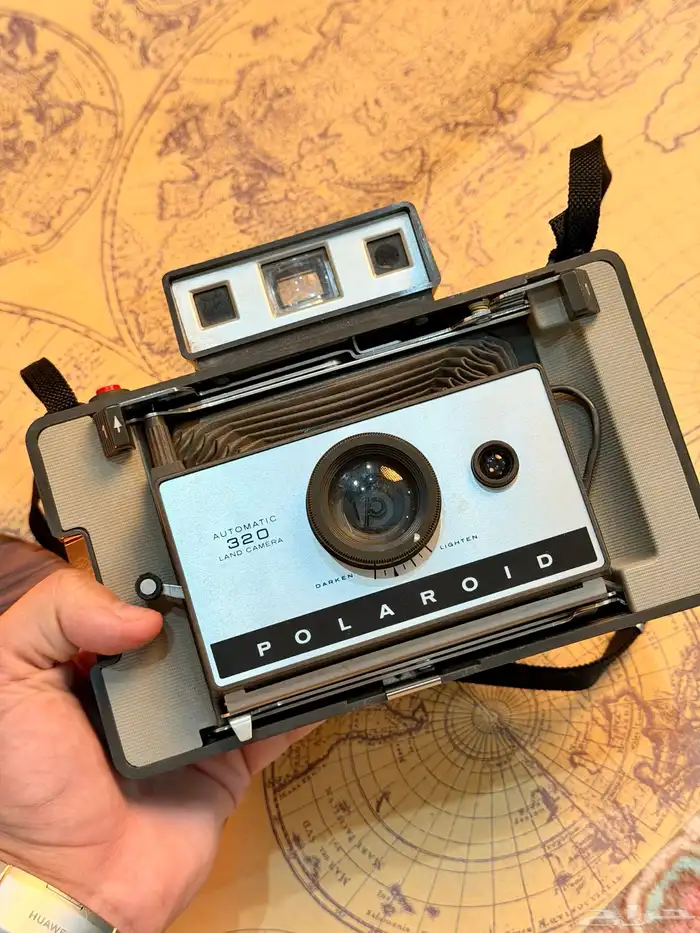 كاميرا تراث عمرها أكثر من خمس وخمسين سنة تراثية 0