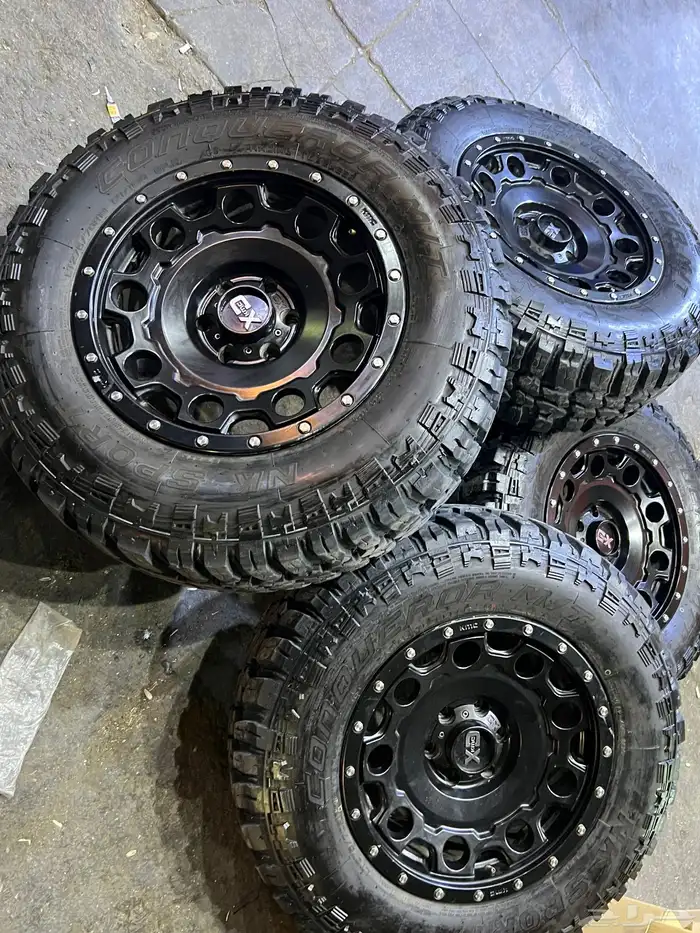 جنوط اكس دي 6 مسمار اصلي فرد f150 مع كفرات حجري مقاس 18 20