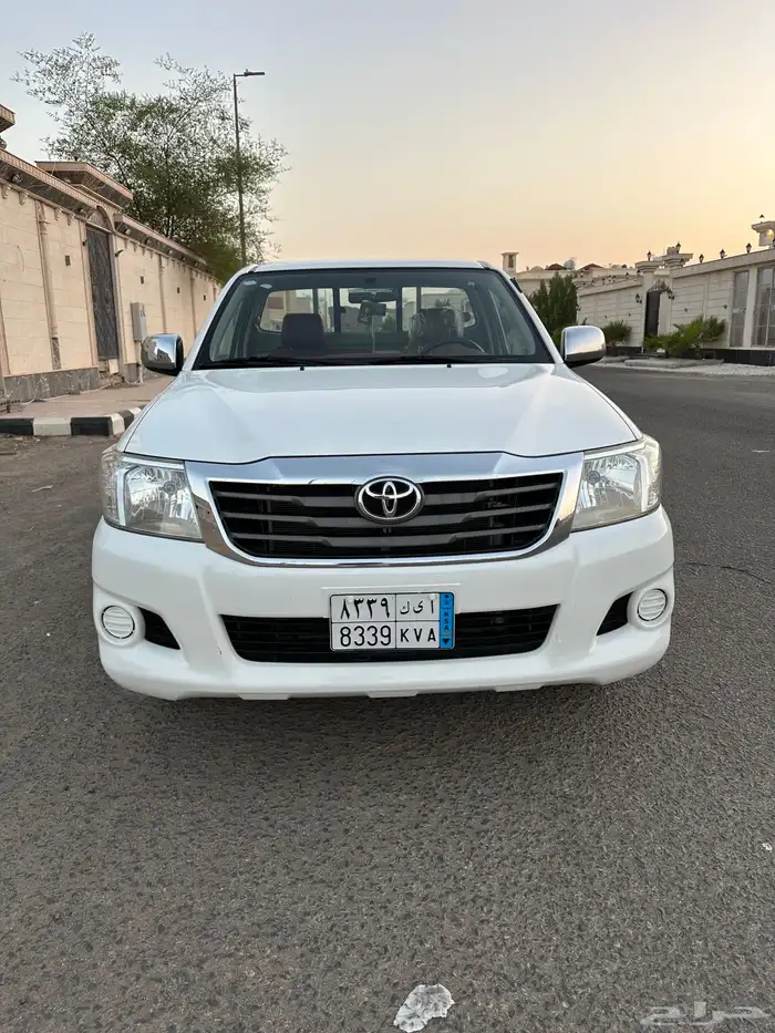 هايلوكس غماره مخزن شبه جديد2015 0