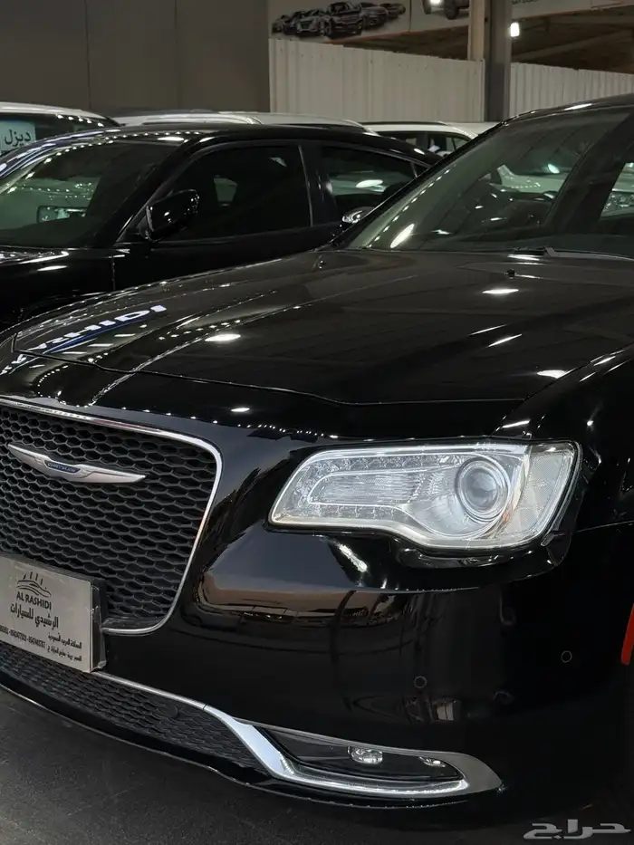 كرايزلر C300 اسود 2021 هيمي V8 5.7 معرض(الرشيدي) 3