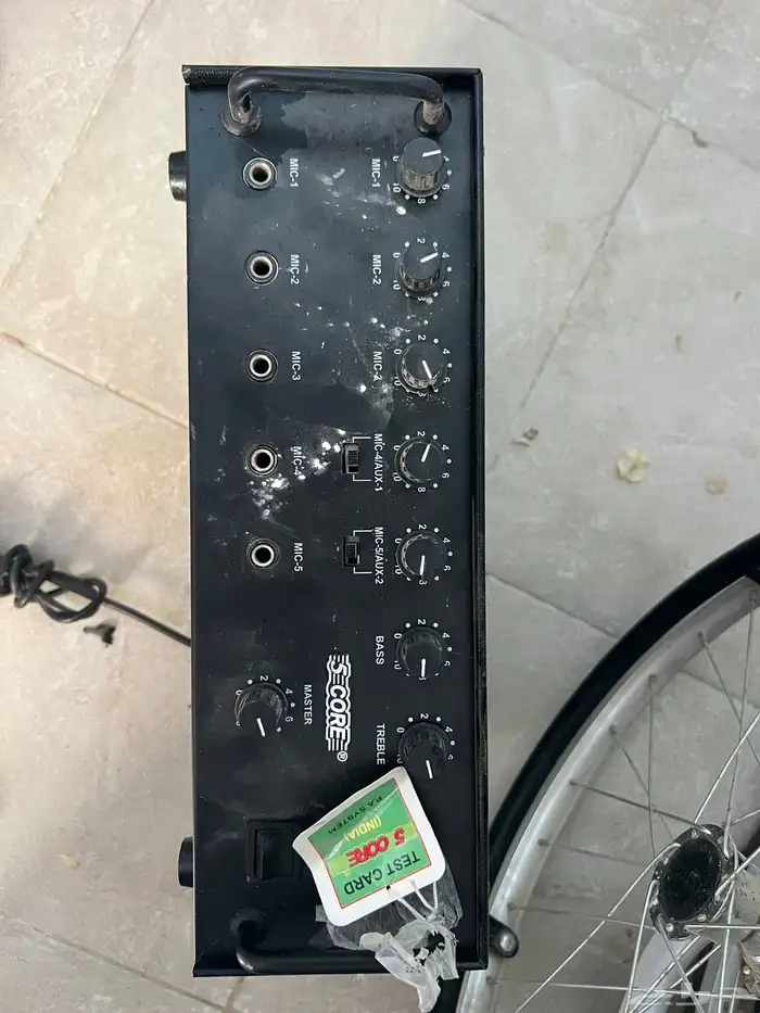 للبيع جهاز صوت 1