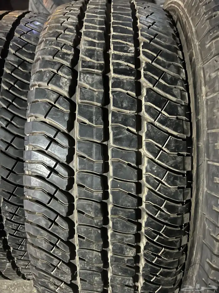 كفرات مشلان امريكي ربع حجري مقاس275 70 18 0