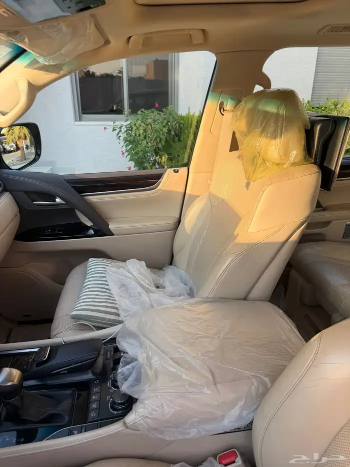 جيب لكسز 2016 تيتانيوم LX 28