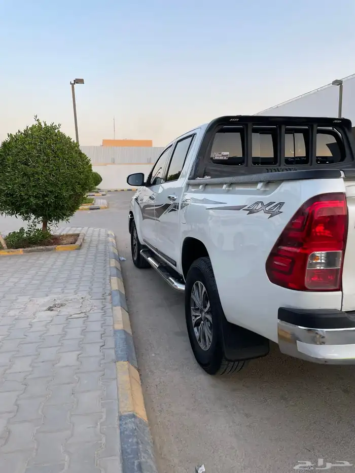 للبيع هايلكس 2018 سعودي 2