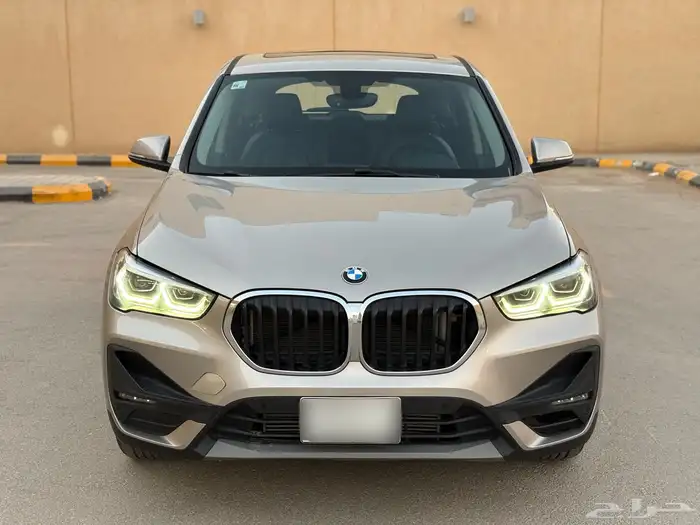للبيع BMW X1 2022 وكاله 1