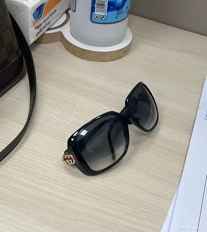 نظارة قوتشي اصليه للبيع 0