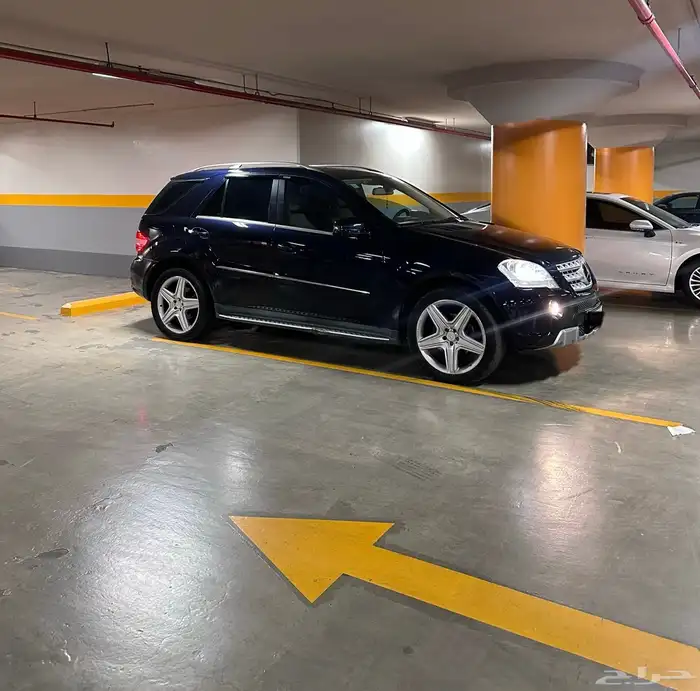 مرسيدس جيب ML350 نظيف جدا  ومناسب للعائلة 9