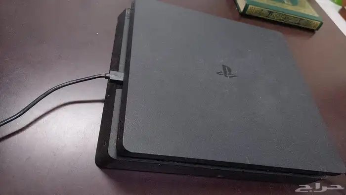 سوني فور حالته جيده جدا 3