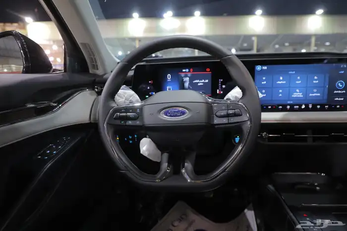 فورد تورس تتانيوم فل كامل شبه الجديد 2025 16