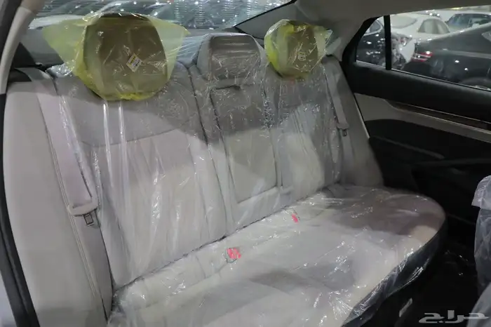 فورد تورس تتانيوم فل كامل شبه الجديد 2025 10