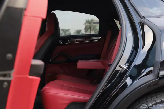 بورش كايين كوبي Platinum edition GTS KIT تحت الضمان 34