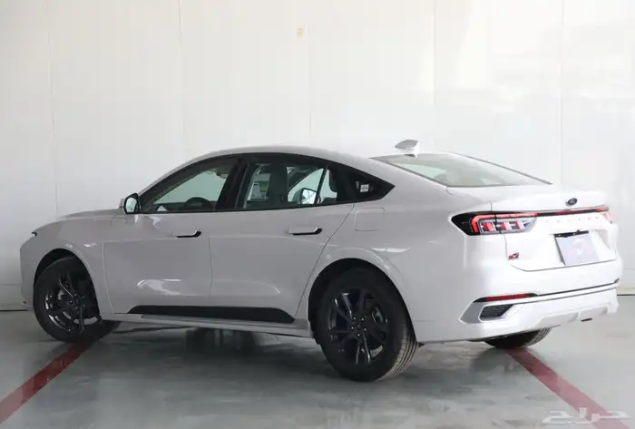 فورد تورس امبيانتي 2026 بسعر مميز مع تسليم فوري 4