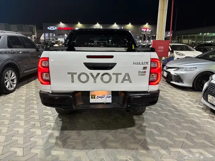 تويوتا هايلوكس 2023 ديزل 4