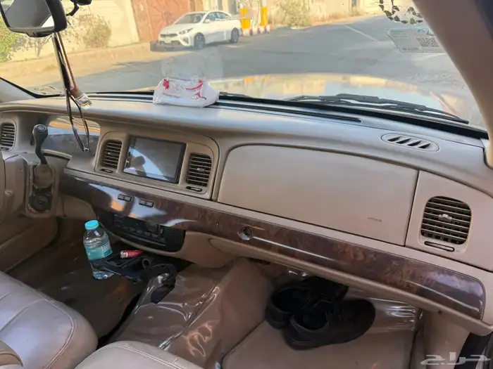 فورد جراند ماركيز 2006 امريكي 13