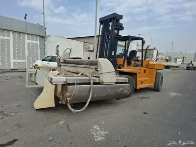 فوركلفيت كاتربلر موديل 2006. 10 طن index