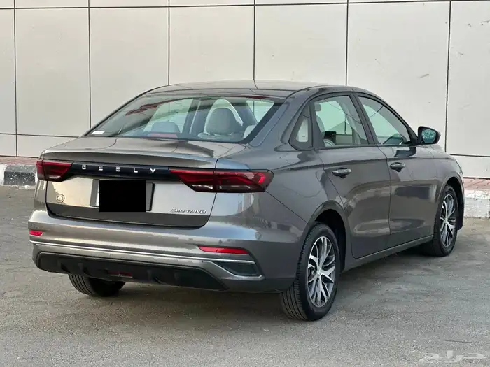 جيلي 7 امجراند 2023 متوفر 10 سيارات بسعر مغري جدا جدا 5