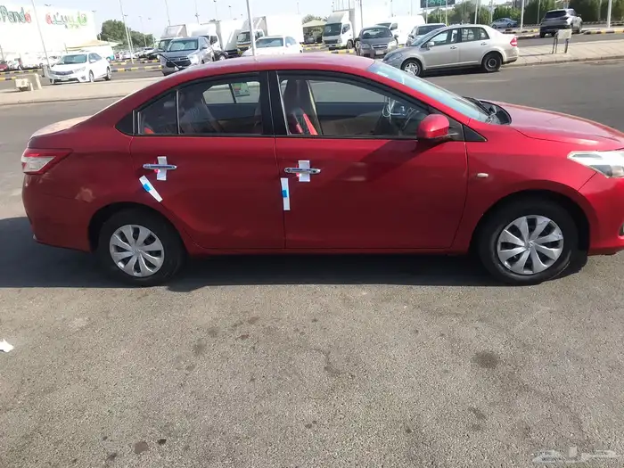 للبيع يارس موديل 2016 2