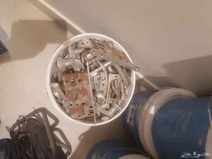 للبيع ابواب 4