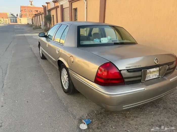 فورد جراند ماركيز 2006 امريكي 2