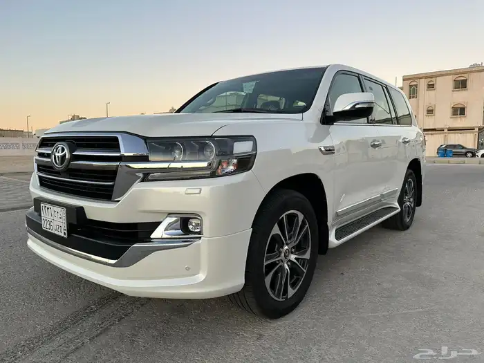 لاندكروز 2020 تورنق مخزن 1