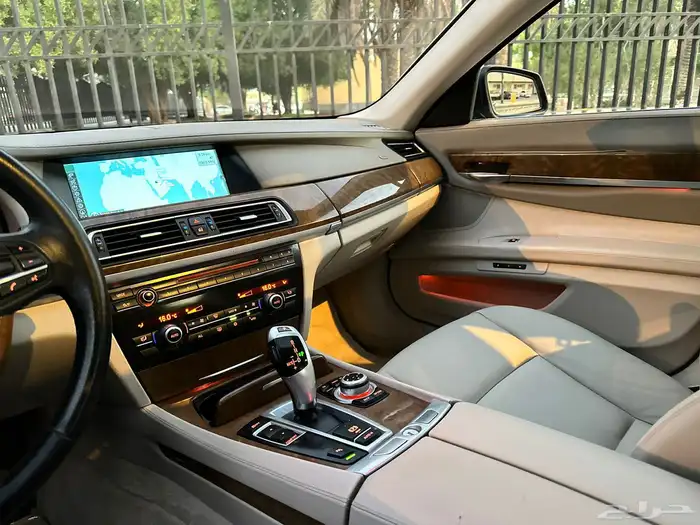 بي أم دبليو il730 12