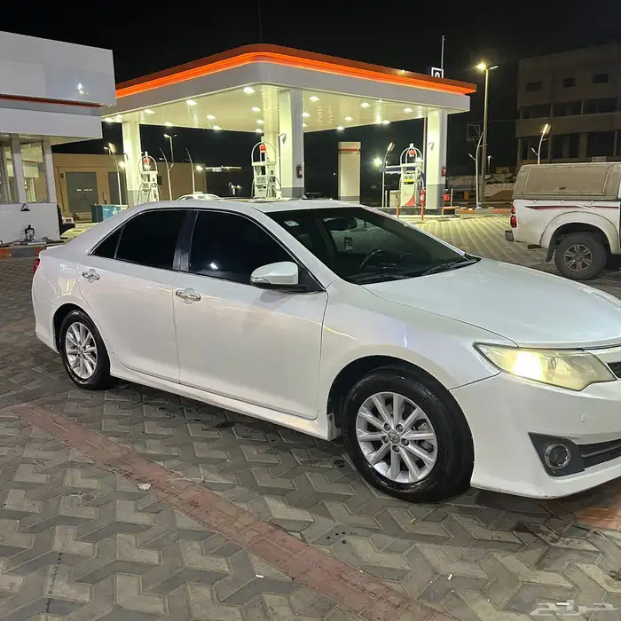 للبيع كامري 2012نضيف 1