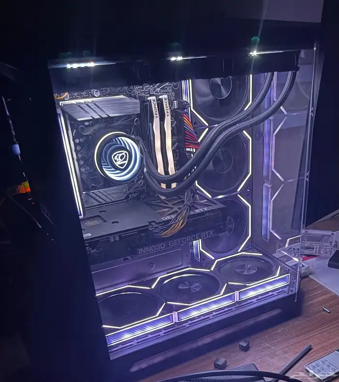 بي سي للبيع 0