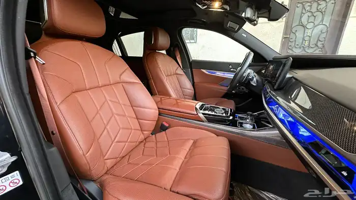 بي ام دبليو 2023 735Li كت M ممشى قليل 29