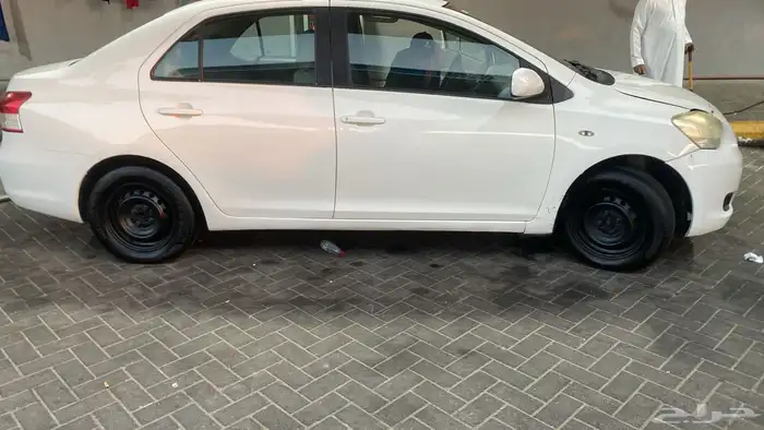 ياريس للبيع 2011 حد نهائي 16500 0