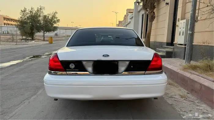 فورد فكتوريا 2011 مخزن 2