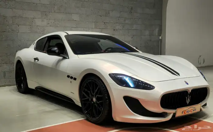 النوع  مازيراتي الموديل   2014 العداد  80 2