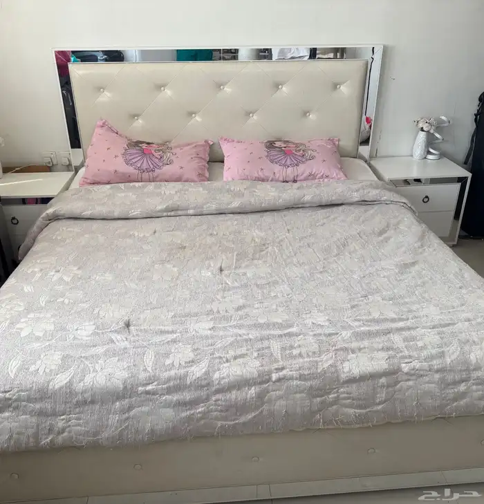 اثاث كامل مع الاجهزه للبيع 18