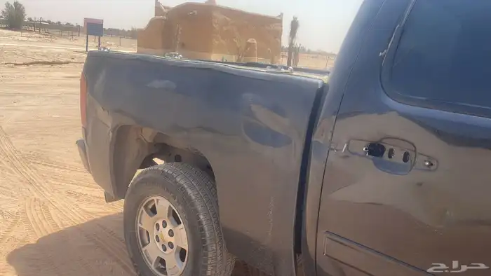 سلفرادو 2011 يحمل لوحه نفس الموديل 0