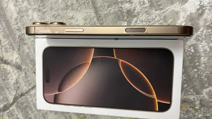 ايفون 16 برو ماكس 4