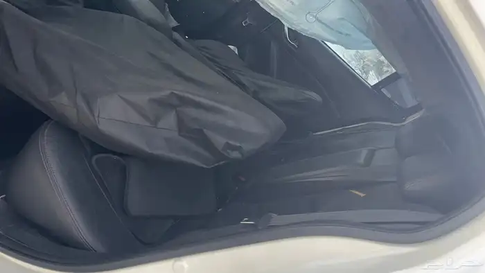 مازدا 3 2015 قطع غيار فقط السياره في البحرين 12