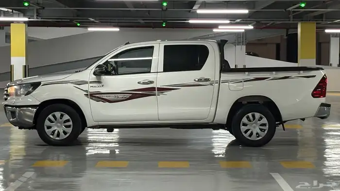 تويوتا هايلوكس غمارتين GLX 2019 بقمه النظافه 12