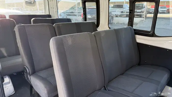 باص نيسان 14 راكب موديل 2016 جير عادي عداد 42 الف 4