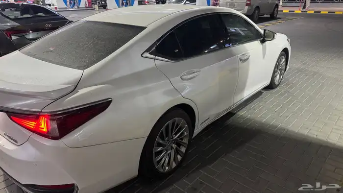 لكزس Es300h BH 2022 11