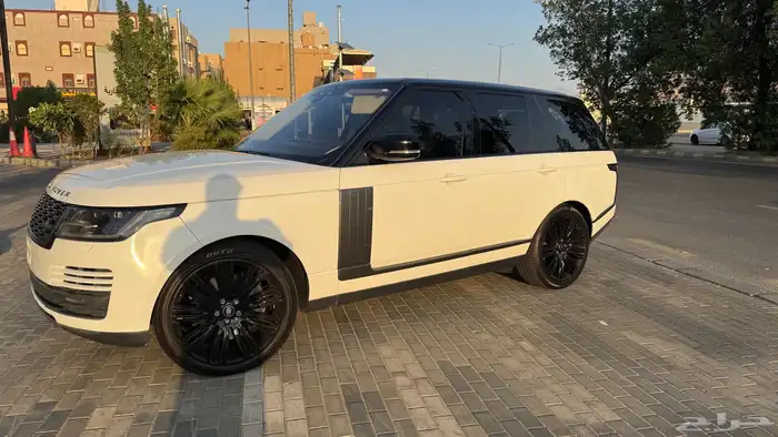 رنج روفر فوق ابيض و اسود 0