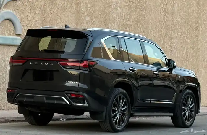 لكزس F-SPORT LX 600 2023 10