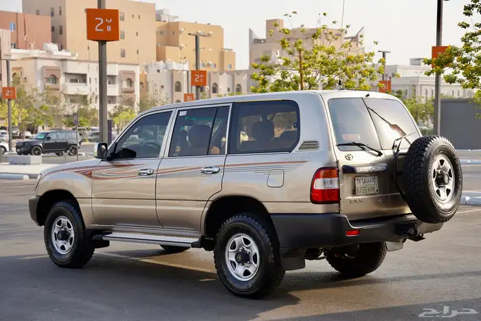 لاندكروزر Gx هدد للبيع 7