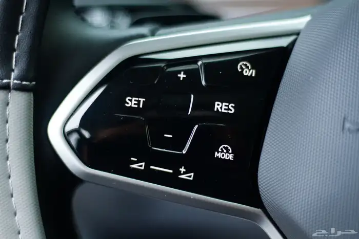 مصور سيارات 11