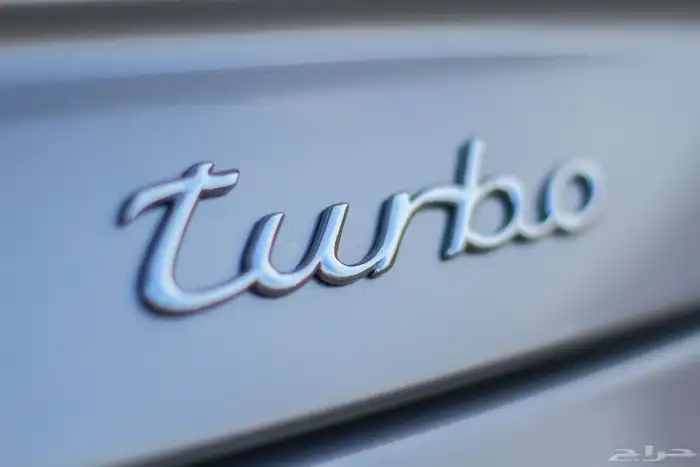 مصور سيارات 8