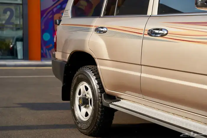 لاندكروزر Gx هدد للبيع 10